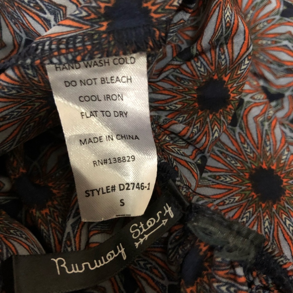 Navy blue floral dress - Picture 2 of 5